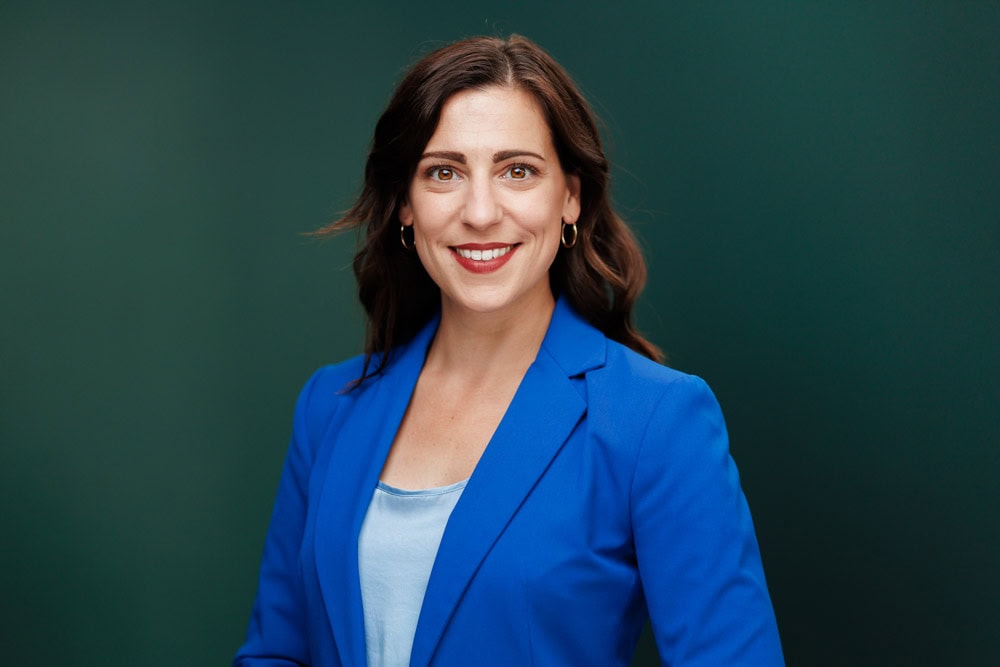 carina jantsch business portrait hellgrau